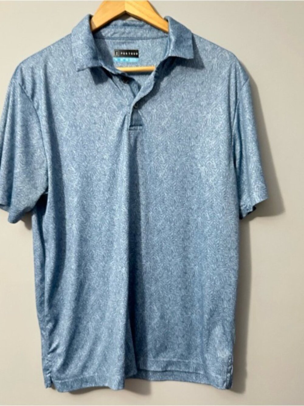 PGA Tour Blue Leaf Print Golf Polo Shirt Men’s Medium Casual Athleisure - Picture 3 of 9